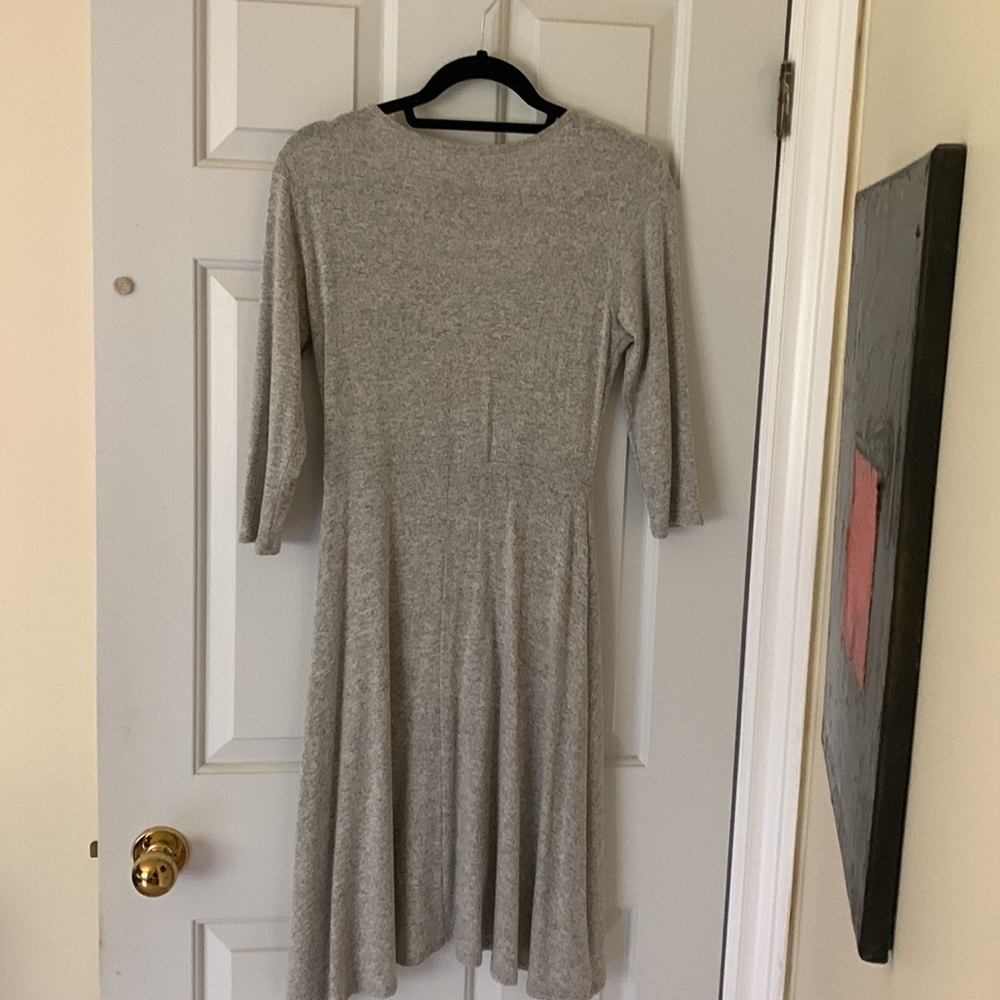 Caution to the wind Wrap dress - Picture 3 of 3